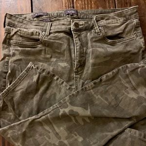 NYDJ Skinny stretch camo jeans